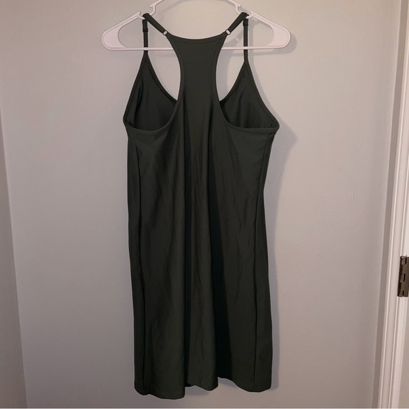 EUC Old Navy Powersoft Performance racerback active dress - Picture 4 of 4